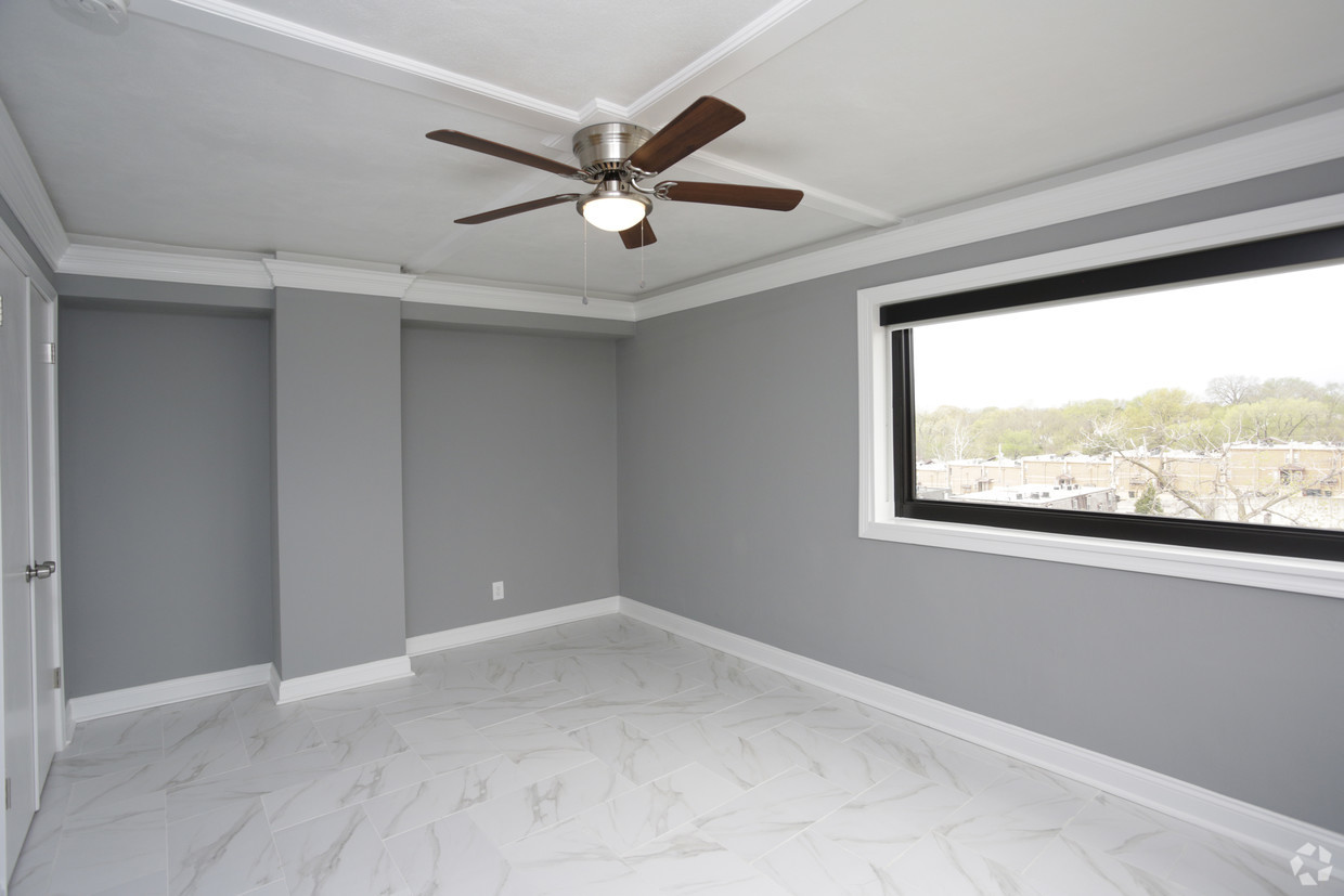 plaza-house-kansas-city-mo-1br-1ba—west-facing867-sf (7)